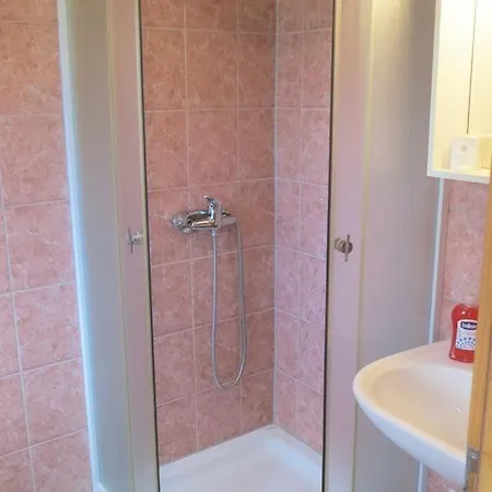 Danijel 4 Apartment *