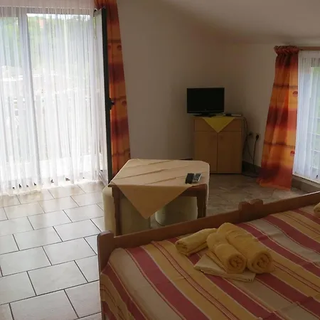 Danijel 4 * Soline (Krk)